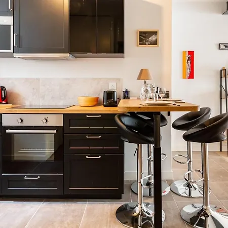 Apartment Armstrong - Au Coeur De Nantes
